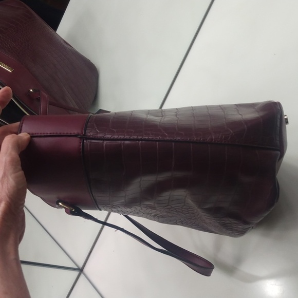 TRINA TURK BURGUNDY EMBOSSED TOTE OR SHOULDER BAG - Picture 7 of 12